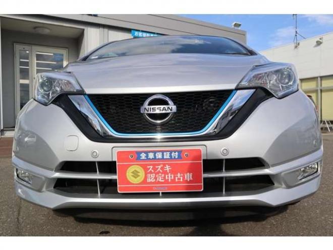 ノート1.2 e-POWER B FOUR 4WD　CDプレイヤー　前後ドライブレコーダー　ETC　アラウンドビューモニター付きデジタルミラー　オートライト 1200