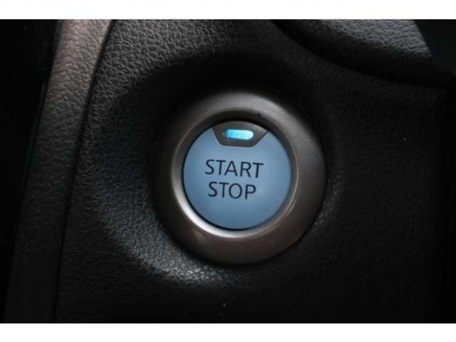 ノート1.2 e-POWER B FOUR 4WD　CDプレイヤー　前後ドライブレコーダー　ETC　アラウンドビューモニター付きデジタルミラー　オートライト 1200