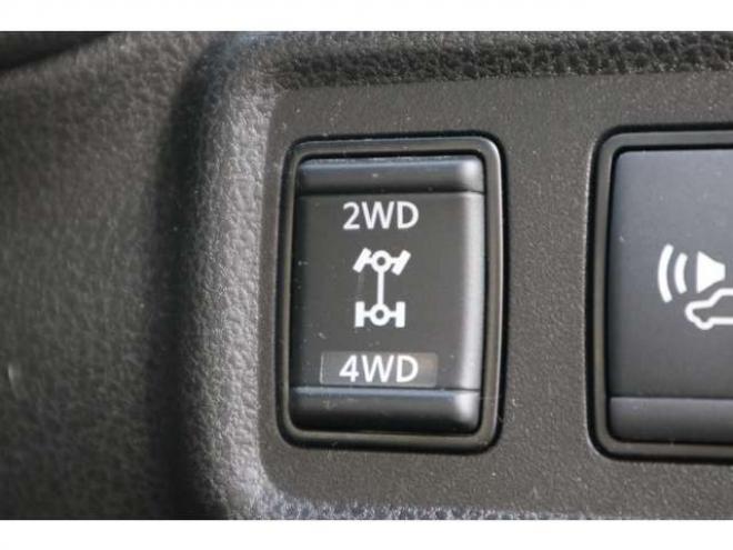 ノート1.2 e-POWER B FOUR 4WD　CDプレイヤー　前後ドライブレコーダー　ETC　アラウンドビューモニター付きデジタルミラー　オートライト 1200