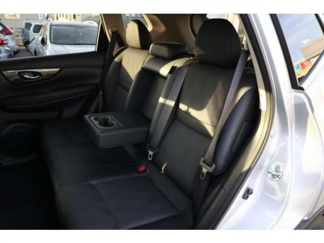 エクストレイル2.0 20S ハイブリッド 4WD 純正フルセグナビ ETC アラウンドビューカメラ パーキングアシスト ヒルディセントコントロール クルーズコントロール パーキングソナー 2000