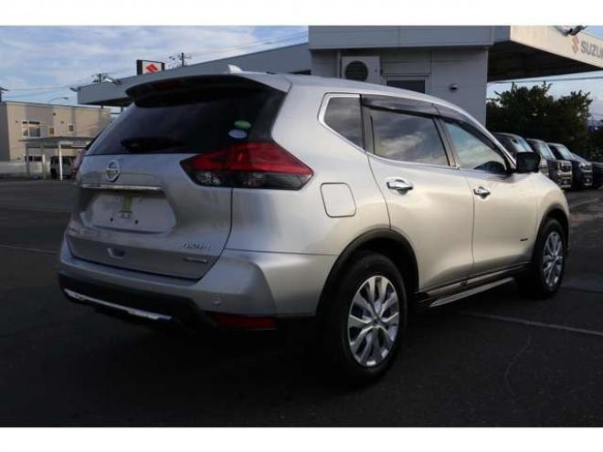 エクストレイル2.0 20S ハイブリッド 4WD 純正フルセグナビ ETC アラウンドビューカメラ パーキングアシスト ヒルディセントコントロール クルーズコントロール パーキングソナー 2000