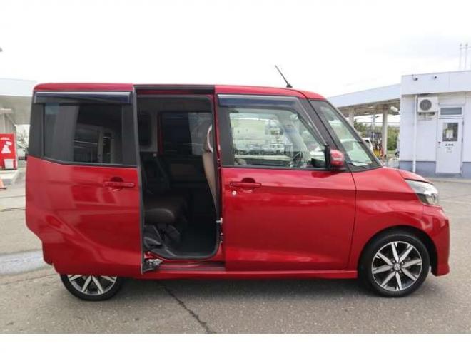 デイズルークスハイウェイスターX Vセレクション 4WD　アラウンドビューモニター(ルームミラー)　両側電動スライドドア　シートヒーター　LEDヘッドライト　エマージェンシーブレーキ 660