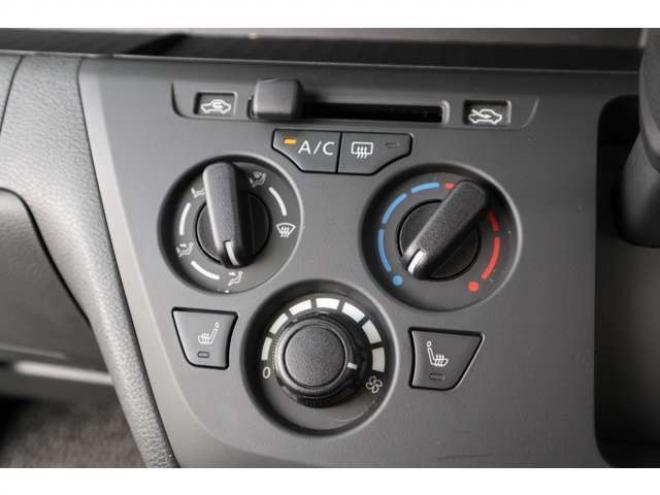 eKクロススペースM 4WD　オーディオレス　LEDヘッドライト　衝突軽減ブレーキ　車線逸脱警報機能　パーキングソナー 660