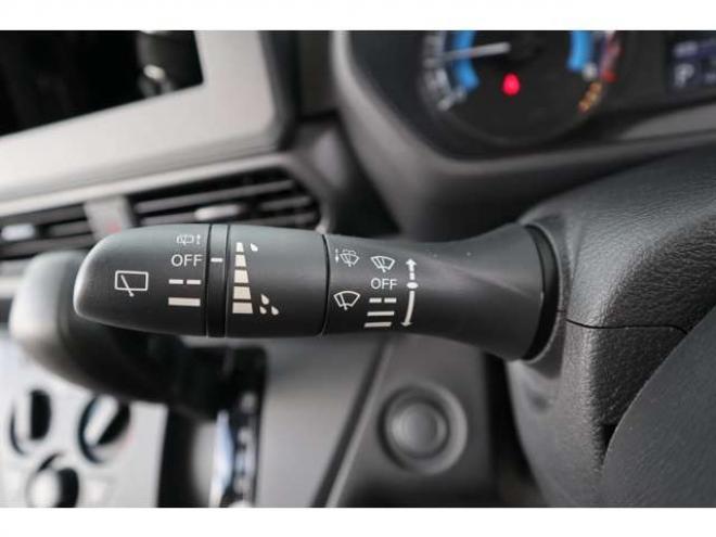 eKクロススペースM 4WD　オーディオレス　LEDヘッドライト　衝突軽減ブレーキ　車線逸脱警報機能　パーキングソナー 660