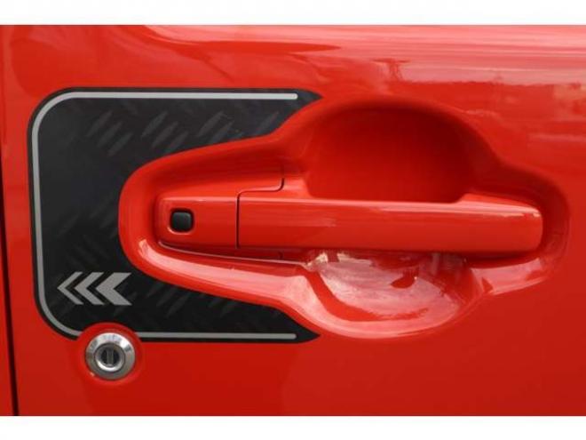 ハスラーハイブリッド X 4WD　デュアルカメラブレーキ　LEDヘッドライト 660