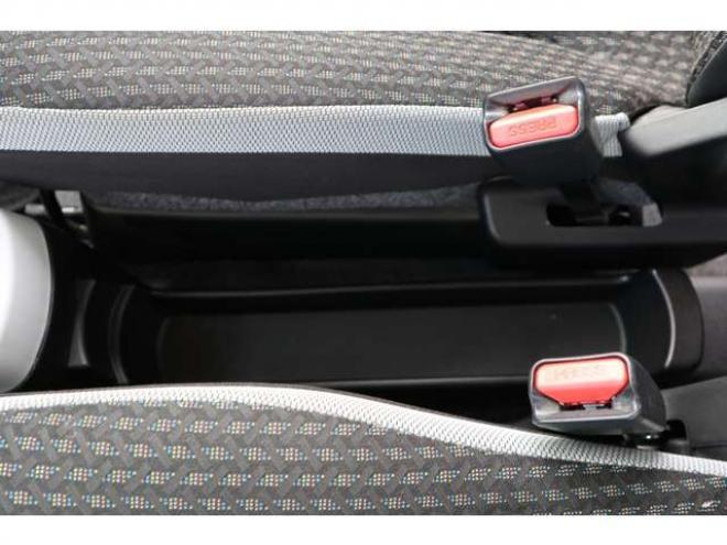 フレアクロスオーバーハイブリッド XT 4WD デュアルカメラブレーキ パドルシフト 660