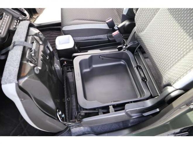 フレアクロスオーバーハイブリッド XT 4WD デュアルカメラブレーキ パドルシフト 660