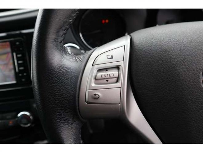 エクストレイル2.0 20X エマージェンシーブレーキパッケージ 2列車 4WD 社外ナビ バックカメラ 前側ドラレコ 2000