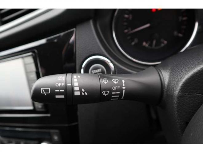 エクストレイル2.0 20X エマージェンシーブレーキパッケージ 2列車 4WD 社外ナビ バックカメラ 前側ドラレコ 2000