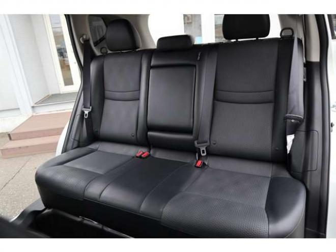 エクストレイル2.0 20X エマージェンシーブレーキパッケージ 2列車 4WD 社外ナビ バックカメラ 前側ドラレコ 2000