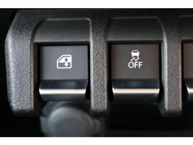 ジムニーXC 4WD LEDヘッドライト ヘッドライトウォッシャー オートライト デュアルセンサーブレーキサポート シートヒーター 660