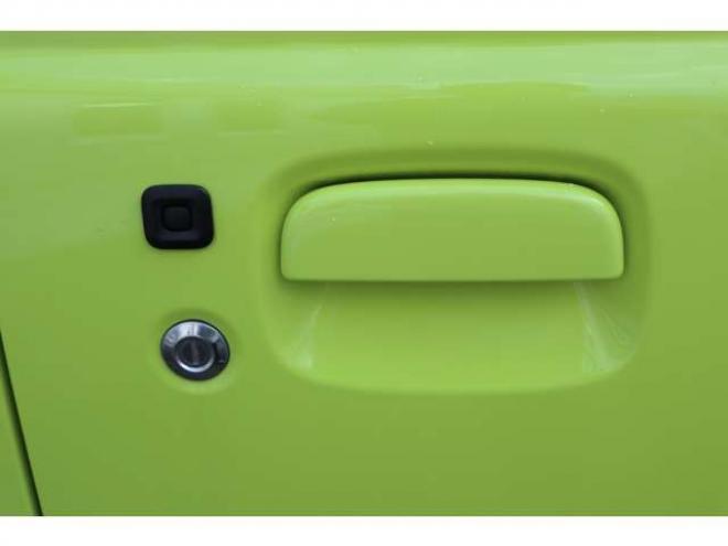 ジムニーXC 4WD LEDヘッドライト ヘッドライトウォッシャー オートライト デュアルセンサーブレーキサポート シートヒーター 660