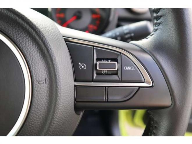 ジムニーXC 4WD LEDヘッドライト ヘッドライトウォッシャー オートライト デュアルセンサーブレーキサポート シートヒーター 660