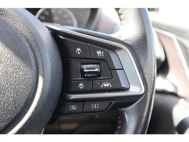 XV2.0i-L アイサイト 4WD　純正フルセグナビ　バックカメラ　ETC　純正ドラレコ　電動パーキング　LEDヘッドライト　ヘッドライトウォッシャー 2000