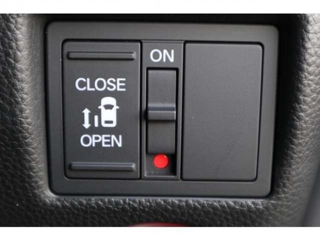 N-BOXカスタム 660 G L ホンダセンシング 4WD　純正フルセグナビ　バックカメラ　ETC　社外360°カメラドラレコ　純正エンジンスターター　シートミラーヒーター　助手席側電動スライドドア 660