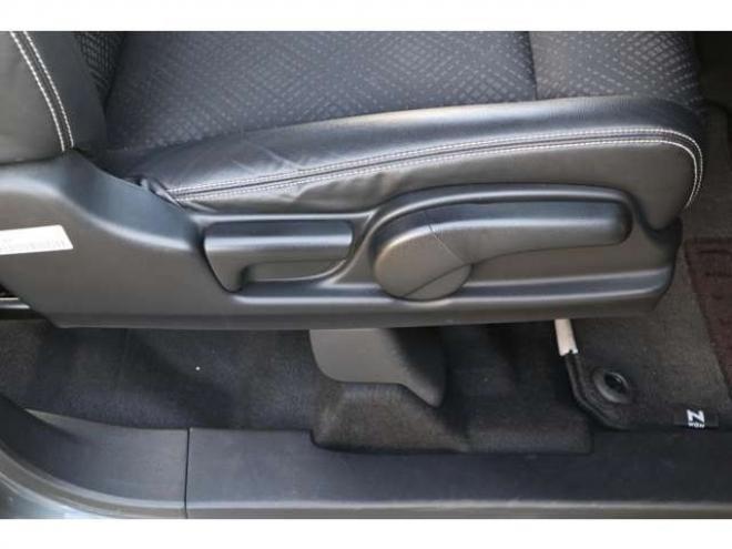 N-WGNカスタムG ターボパッケージ 4WD 純正ワンセグナビ バックカメラ ETC オートライト HIDヘッドライト パドルシフト シートヒーター 660