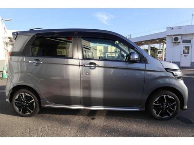 N-WGNカスタムG ターボパッケージ 4WD 純正ワンセグナビ バックカメラ ETC オートライト HIDヘッドライト パドルシフト シートヒーター 660