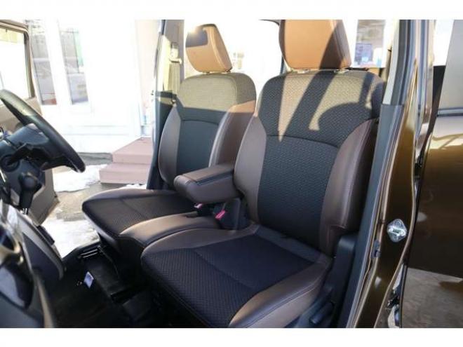 ハスラーJスタイルIIIターボ 4WD 1オーナー 特別仕様 4WD ターボ 衝突軽減ブレーキ CDプレイヤー クルーズコントロール LEDヘッドライト オートエアコン シートヒーター 660