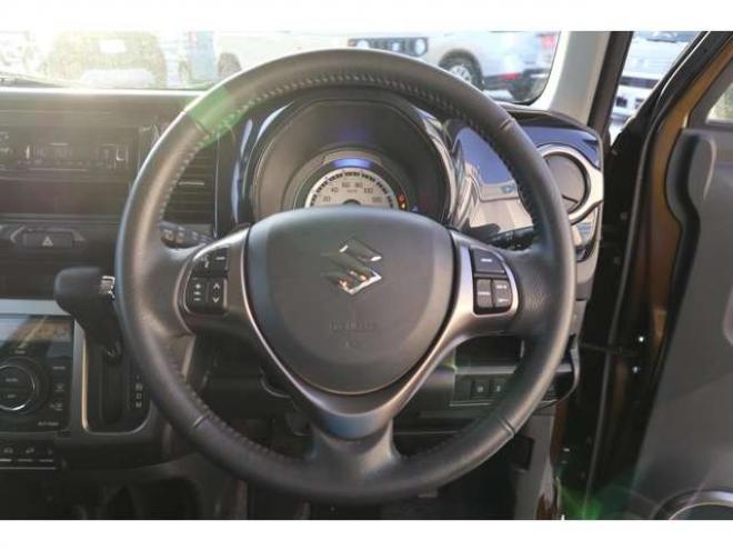 ハスラーJスタイルIIIターボ 4WD 1オーナー 特別仕様 4WD ターボ 衝突軽減ブレーキ CDプレイヤー クルーズコントロール LEDヘッドライト オートエアコン シートヒーター 660