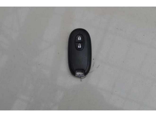 ハスラーJスタイルIIIターボ 4WD 1オーナー 特別仕様 4WD ターボ 衝突軽減ブレーキ CDプレイヤー クルーズコントロール LEDヘッドライト オートエアコン シートヒーター 660