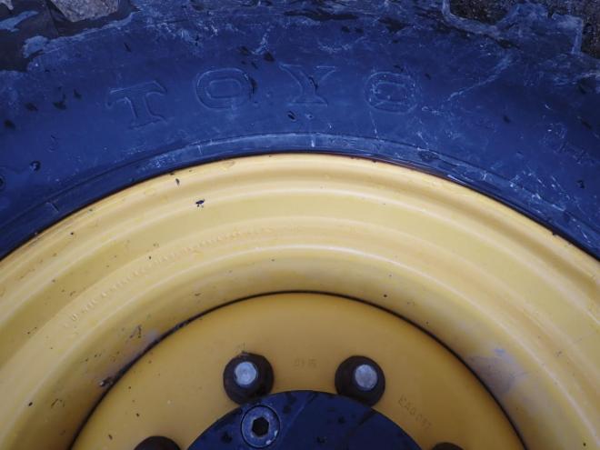 ホイールローダZW80-5B 　恵庭ヤード 4WD