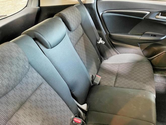 フィット13G Fパッケージ 4WD 5年保証 スマキー ETC ナビTV Bカメ 寒冷地仕様 禁煙 車検整備2年付