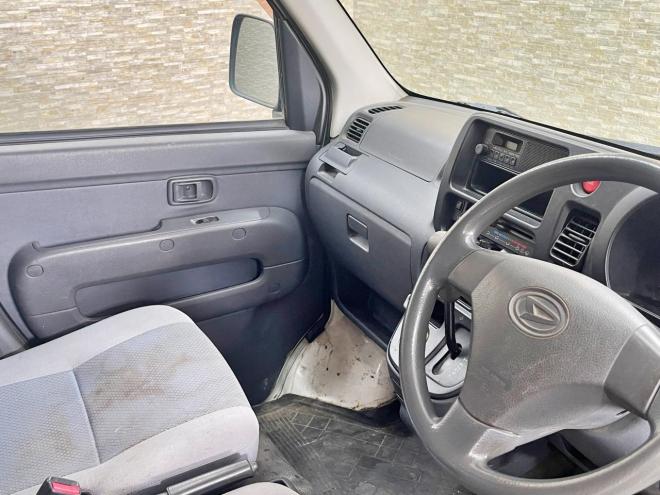 ハイゼットカーゴ660デラックス ハイルーフ 4WD 5年保証 寒冷地仕様 車検整備2年付 修復歴無