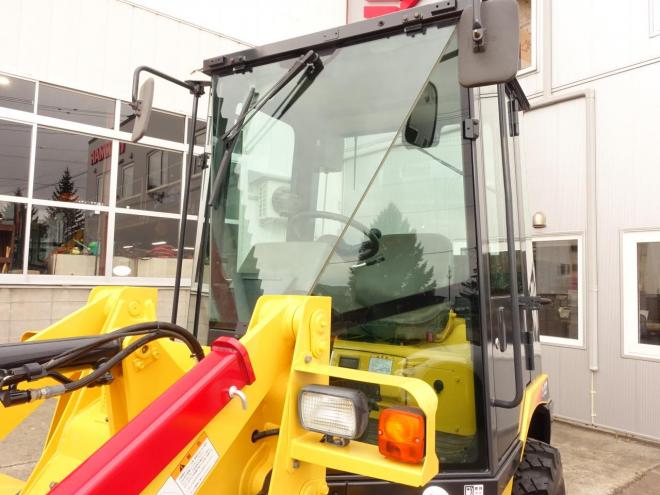 ホイールローダヤンマー V3-6  バケット容量0.4m3