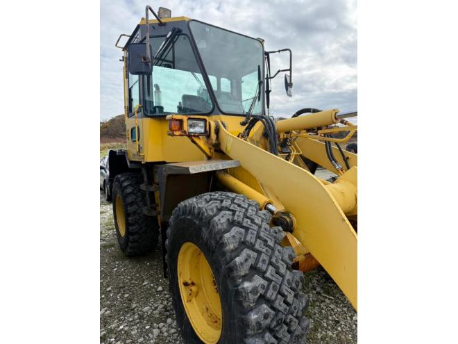 ホイールローダWA100-3E　恵庭ヤード