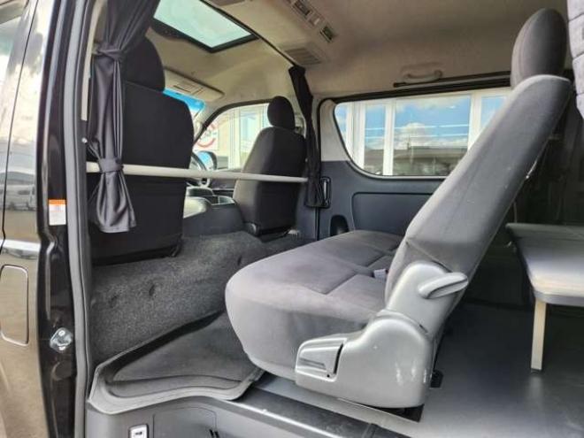 レジアスエース2.7 S-GL 4WD MRT TypeIIベッドキット ベバスト製チルトアップ付電動サンルーフ 2700