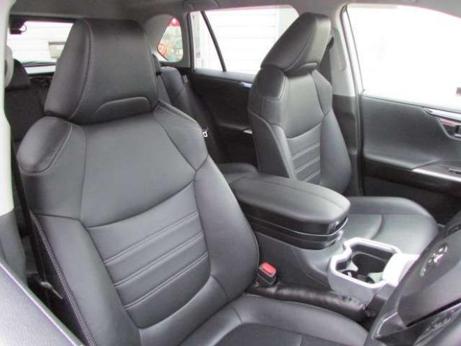 RAV-42.5 ハイブリッド G E-Four 4WD ヒッチメンバー/パワーバックドア/アップサス/モデリスタエアロ/サンルーフ/ビルトインETC/シートヒーター/ステアリングヒーター/フルセグTV/バックカメラ/サイドカメラ/ 2500