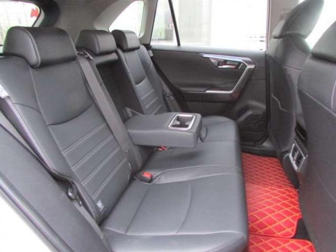 RAV-42.5 ハイブリッド G E-Four 4WD ヒッチメンバー/パワーバックドア/アップサス/モデリスタエアロ/サンルーフ/ビルトインETC/シートヒーター/ステアリングヒーター/フルセグTV/バックカメラ/サイドカメラ/ 2500