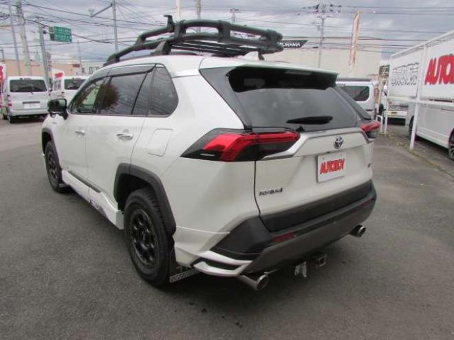 RAV-42.5 ハイブリッド G E-Four 4WD ヒッチメンバー/パワーバックドア/アップサス/モデリスタエアロ/サンルーフ/ビルトインETC/シートヒーター/ステアリングヒーター/フルセグTV/バックカメラ/サイドカメラ/ 2500