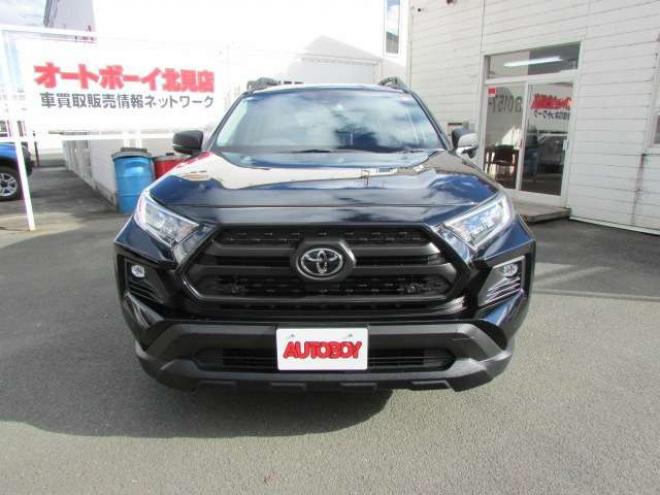 RAV-42.0 アドベンチャー オフロード パッケージII 4WD LEDヘッドライト/ビルトインETC2.0/シートヒーター/ステアリングヒーター/フルセグTV/バックカメラ/レーダークルーズコントロール/パワーバックドア/エンジンスターター 2000