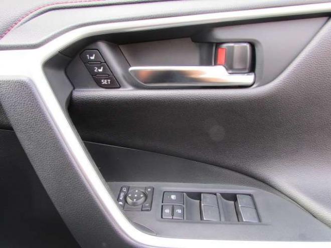 RAV-42.0 アドベンチャー オフロード パッケージII 4WD LEDヘッドライト/ビルトインETC2.0/シートヒーター/ステアリングヒーター/フルセグTV/バックカメラ/レーダークルーズコントロール/パワーバックドア/エンジンスターター 2000