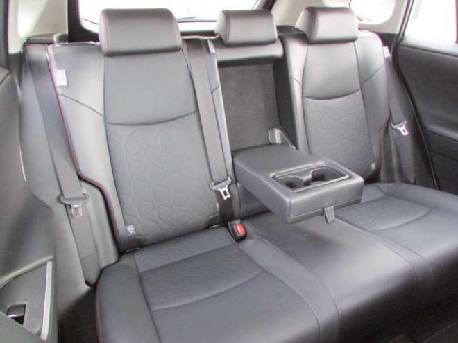 RAV-42.0 アドベンチャー オフロード パッケージII 4WD LEDヘッドライト/ビルトインETC2.0/シートヒーター/ステアリングヒーター/フルセグTV/バックカメラ/レーダークルーズコントロール/パワーバックドア/エンジンスターター 2000