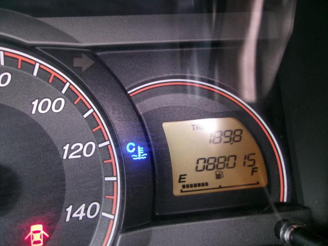 ゼストスパーク W  ターボ 4WD 660 5Dr