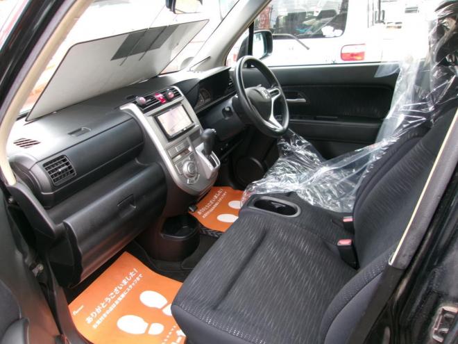 ゼストスパーク W  ターボ 4WD 660 5Dr