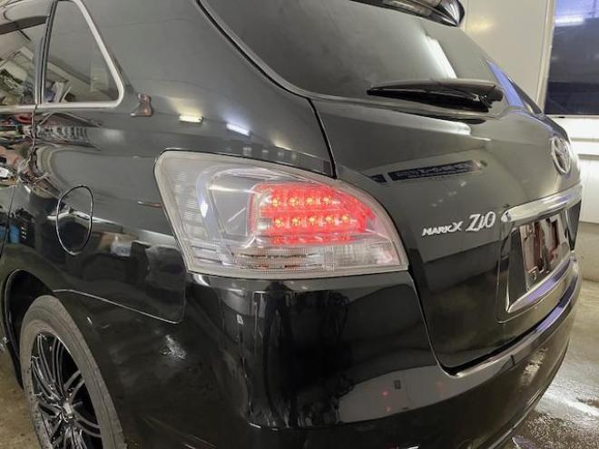 マークXジオ２４０　エアリエル　寒冷地仕様　禁煙車　ＷＡＫＯＳバリアスコーティング済　社外１７インチＡＷ　純正１６ＡＷ＋スタッドレスタイヤ付　ケンウッドナビ（フルセグ地デジ　ＤＶＤ再生　Ｂｌｕｅｔｏｏｔｈ）　ＰＵＳＨスタート　スマートキー　フロントガラス熱線　横滑り防止装置　タイミングチェーン車　ＨＩＤヘッドライト 4WD 2400 5Dr