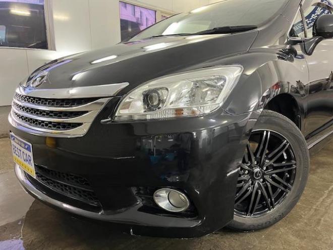 マークXジオ２４０　エアリエル　寒冷地仕様　禁煙車　ＷＡＫＯＳバリアスコーティング済　社外１７インチＡＷ　純正１６ＡＷ＋スタッドレスタイヤ付　ケンウッドナビ（フルセグ地デジ　ＤＶＤ再生　Ｂｌｕｅｔｏｏｔｈ）　ＰＵＳＨスタート　スマートキー　フロントガラス熱線　横滑り防止装置　タイミングチェーン車　ＨＩＤヘッドライト 4WD 2400 5Dr