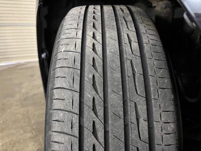 マークXジオ２４０　エアリエル　寒冷地仕様　禁煙車　ＷＡＫＯＳバリアスコーティング済　社外１７インチＡＷ　純正１６ＡＷ＋スタッドレスタイヤ付　ケンウッドナビ（フルセグ地デジ　ＤＶＤ再生　Ｂｌｕｅｔｏｏｔｈ）　ＰＵＳＨスタート　スマートキー　フロントガラス熱線　横滑り防止装置　タイミングチェーン車　ＨＩＤヘッドライト 4WD 2400 5Dr