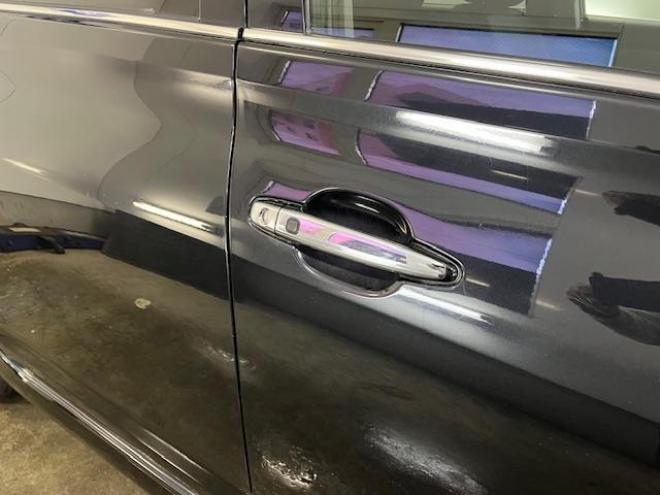 マークXジオ２４０　エアリエル　寒冷地仕様　禁煙車　ＷＡＫＯＳバリアスコーティング済　社外１７インチＡＷ　純正１６ＡＷ＋スタッドレスタイヤ付　ケンウッドナビ（フルセグ地デジ　ＤＶＤ再生　Ｂｌｕｅｔｏｏｔｈ）　ＰＵＳＨスタート　スマートキー　フロントガラス熱線　横滑り防止装置　タイミングチェーン車　ＨＩＤヘッドライト 4WD 2400 5Dr