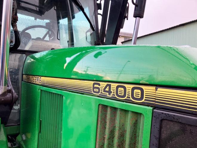 トラクタージョンディア　中古　JD6400D