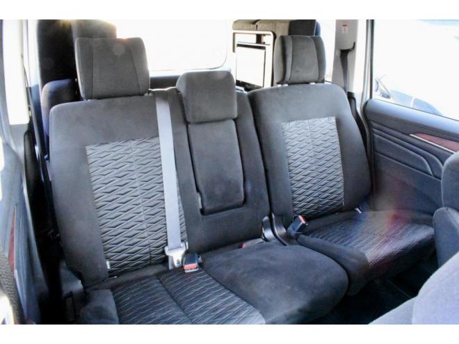 デリカD;5　４WD　本州仕入　アイガーグレーメタリック　社外アルミ　ジオランダー１６インチＭ／Ｔタイヤ　フロントガード　純正ナビ　両側電動スライドドア　パワーバックドア