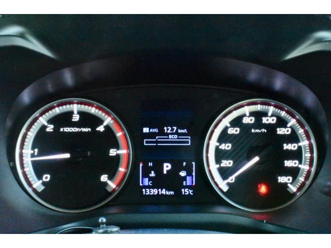 デリカD;5　４WD　本州仕入　アイガーグレーメタリック　社外アルミ　ジオランダー１６インチＭ／Ｔタイヤ　フロントガード　純正ナビ　両側電動スライドドア　パワーバックドア