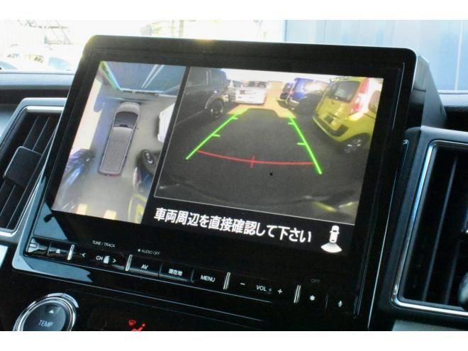 デリカD;5　４WD　本州仕入　アイガーグレーメタリック　社外アルミ　ジオランダー１６インチＭ／Ｔタイヤ　フロントガード　純正ナビ　両側電動スライドドア　パワーバックドア