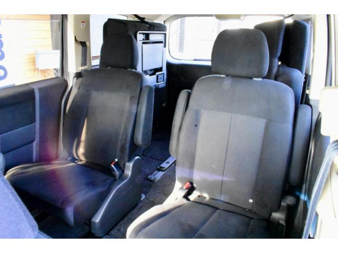 デリカD:5　４WD　Ｄパワーパッケージ　本州仕入　新品フロントガード　夏／冬タイヤ付き　両側パワースライドドア　ＥＴＣ