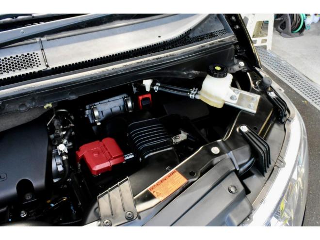 デリカD:5　４WD　Ｄパワーパッケージ　本州仕入　新品フロントガード　夏／冬タイヤ付き　両側パワースライドドア　ＥＴＣ