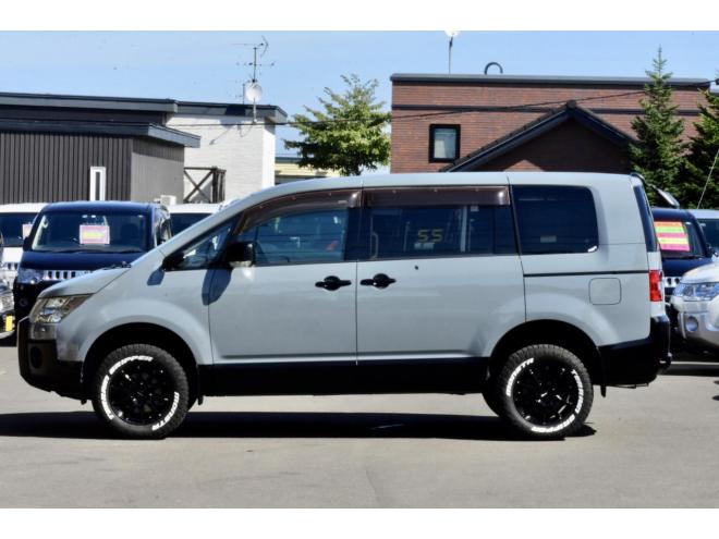 デリカD:5　Ｇパワーパッケージ　４ＷＤ　オールペイント　リフトアップ　シートカバー　ドラレコ前後　社外マフラー