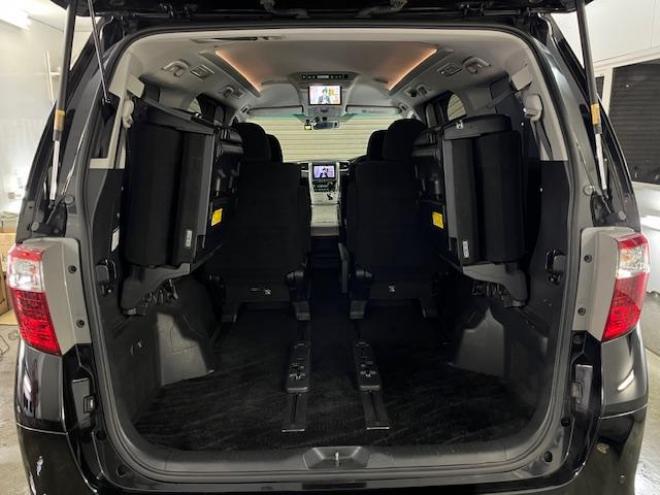 アルファード３５０Ｓ　プライムセレクションⅡ　タイプゴールド　後期型　本州仕入　禁煙車　純正１８インチＡＷ　社外１６ＡＷ＋スタッドレスタイヤ付　両側パワースライドドア　パワーバックドア　純正ＨＤＤナビ（フルセグ地デジ　ＤＶＤ再生　Ｂｌｕｅｔｏｏｔｈ）＋バックカメラ　純正リアフリップダウンモニター　シアターサウンドシステム　前後コーナーセンサー　クール＆ホットＢＯＸ　コーナーセンサー　クルーズコントロール　横滑り防止装置　ＨＩＤ　ＥＴＣ 　タイミングチェーン 4WD 3500 5Dr